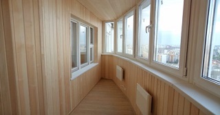 Отделка, остекление, утепление балконов в Шахтах от 211 руб. м/2.